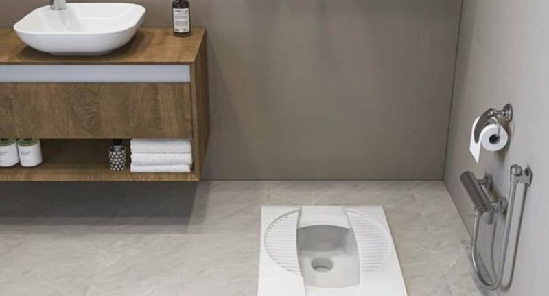 12 Desain Kamar Mandi Minimalis Kloset Jongkok Shower Fungsional