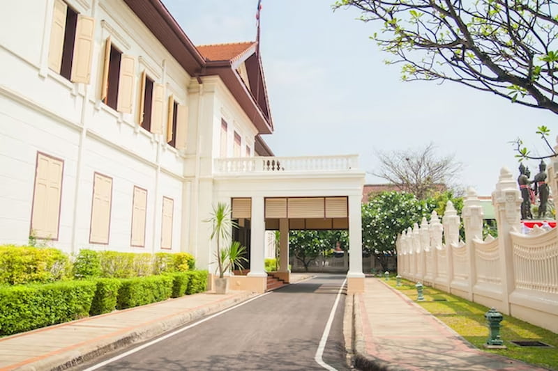 desain pagar rumah mewah