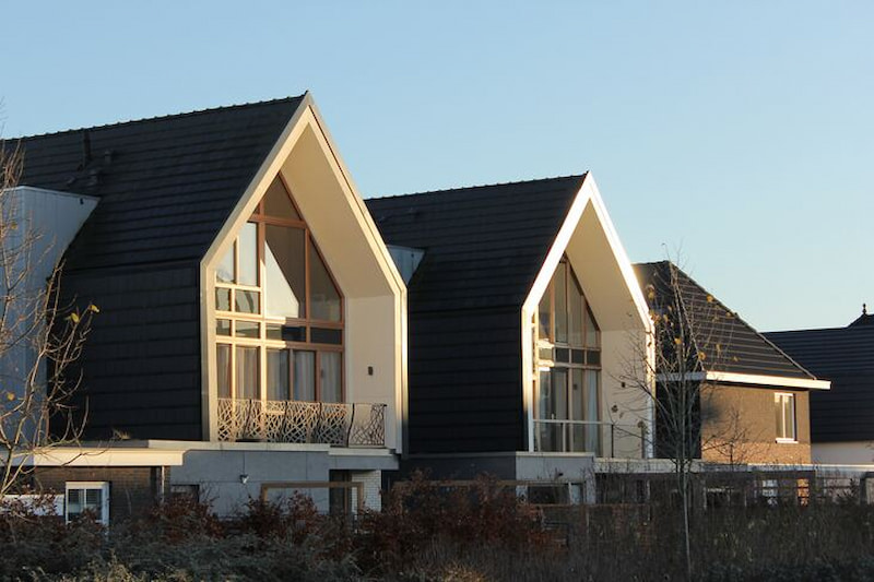 Miliki Hunian Minimalis dengan 9 Desain Rumah Tanpa Atap