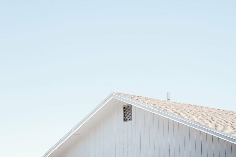 Kenali 8 Jenis Bahan Atap Rumah Terbaik untuk Hunian Anda