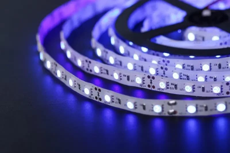 merk-lampu-led-strip-terbaik