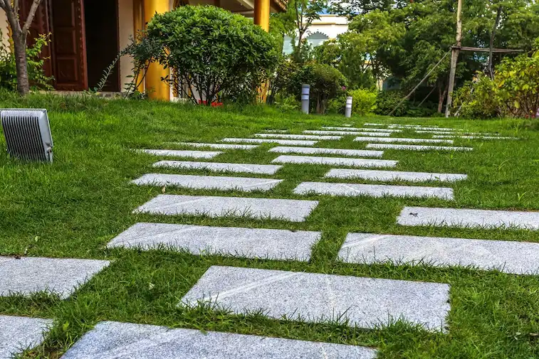 Desain Taman Rumah Klasik