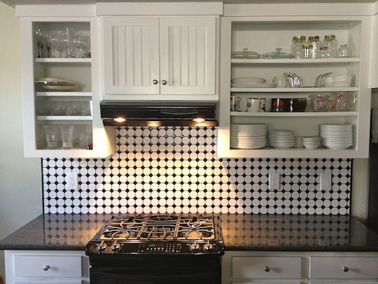 Desain dengan Lemari Dapur Terbuka