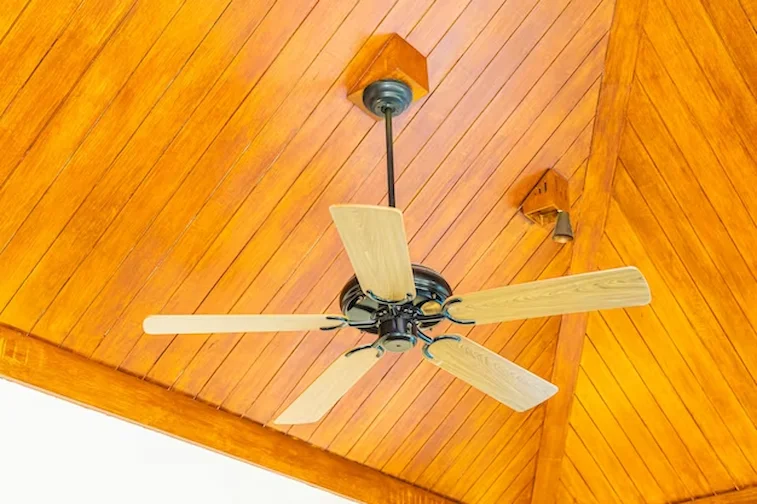 Model Plafon Kayu Jati Country Rustic