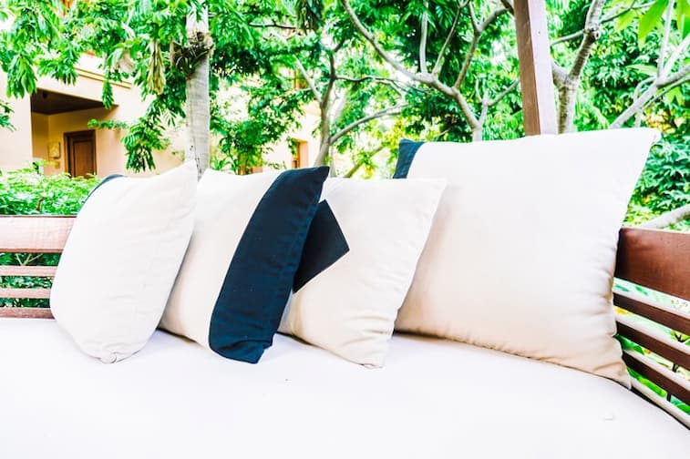 Ruang Santai di Luar Kamar Tidur