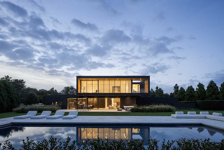 Rumah Kontemporer 2 Lantai