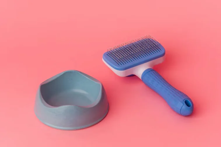 Sikat dan Alat Grooming